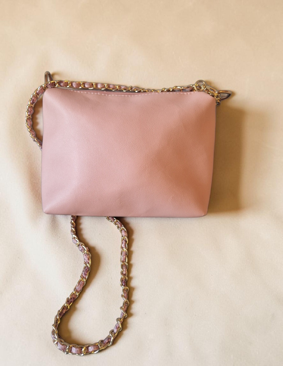 Pink snake crossbody bag (695 kr)