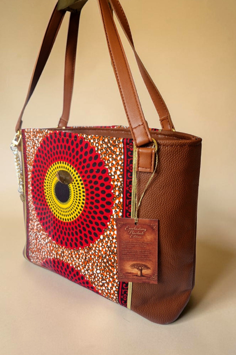 African waxprint/Vegan lether totebag(1395 kr)