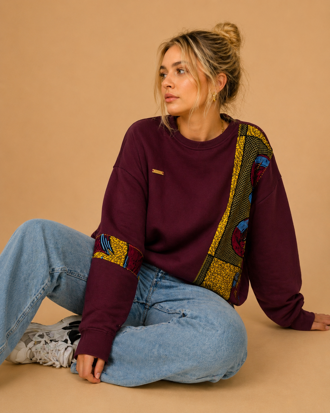 African waxprint Sweatshirt Size XL (895 kr)