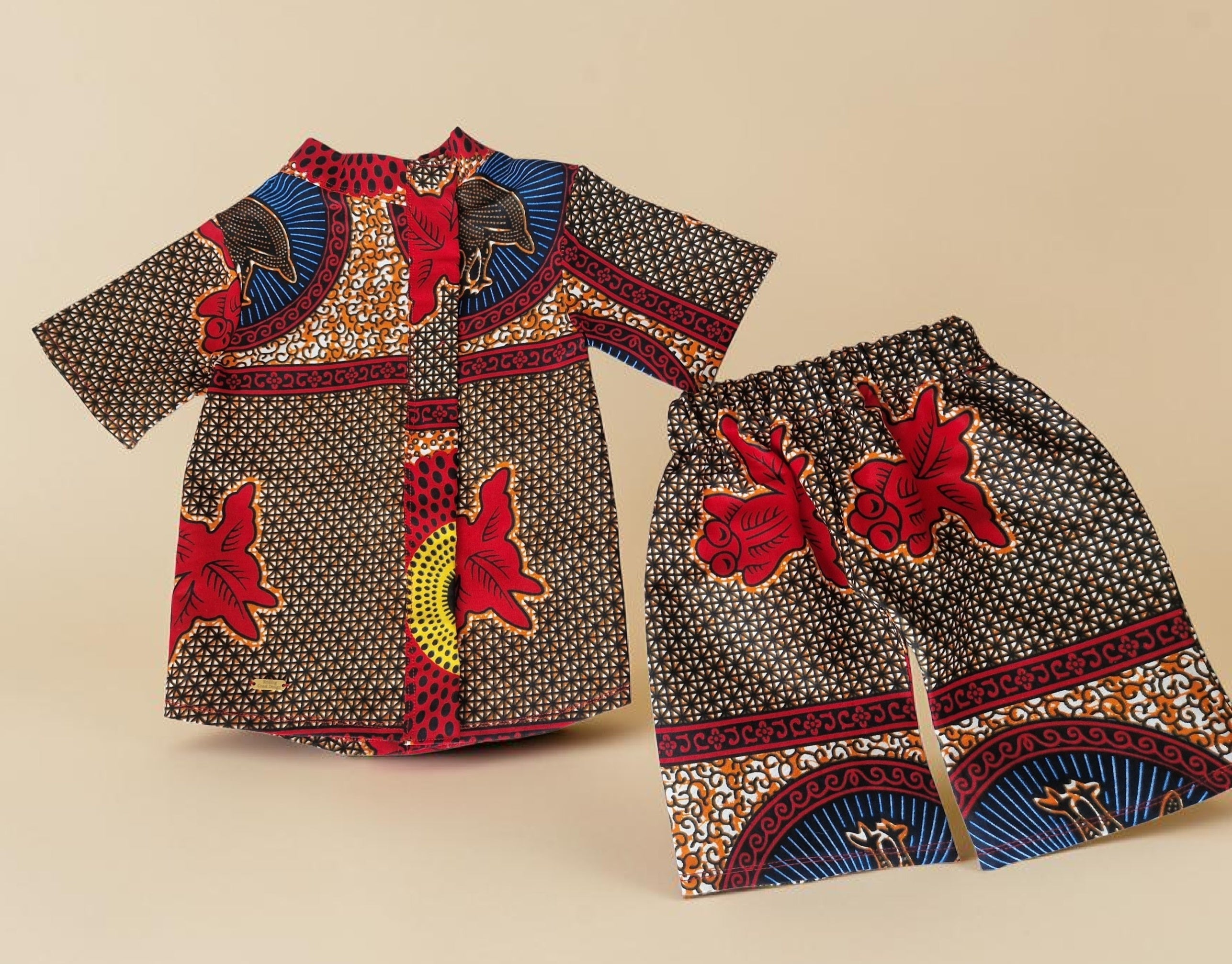 African Wax Print Shirt & Shorts Set – 12–18 Months(549 kr)
