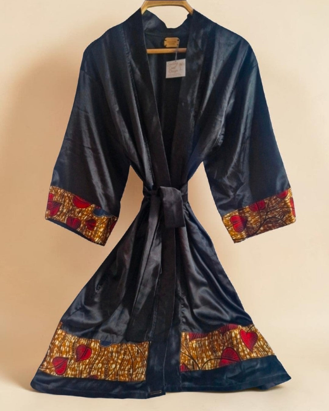 African Waxprint/Black Satin Robe (699 kr)