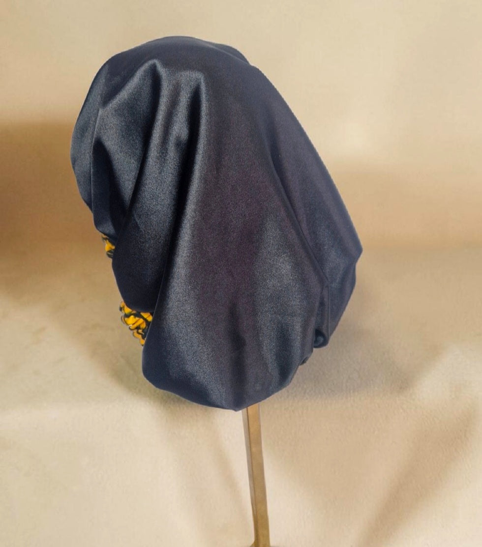 African Waxprint / Satin Bonnet (229kr)